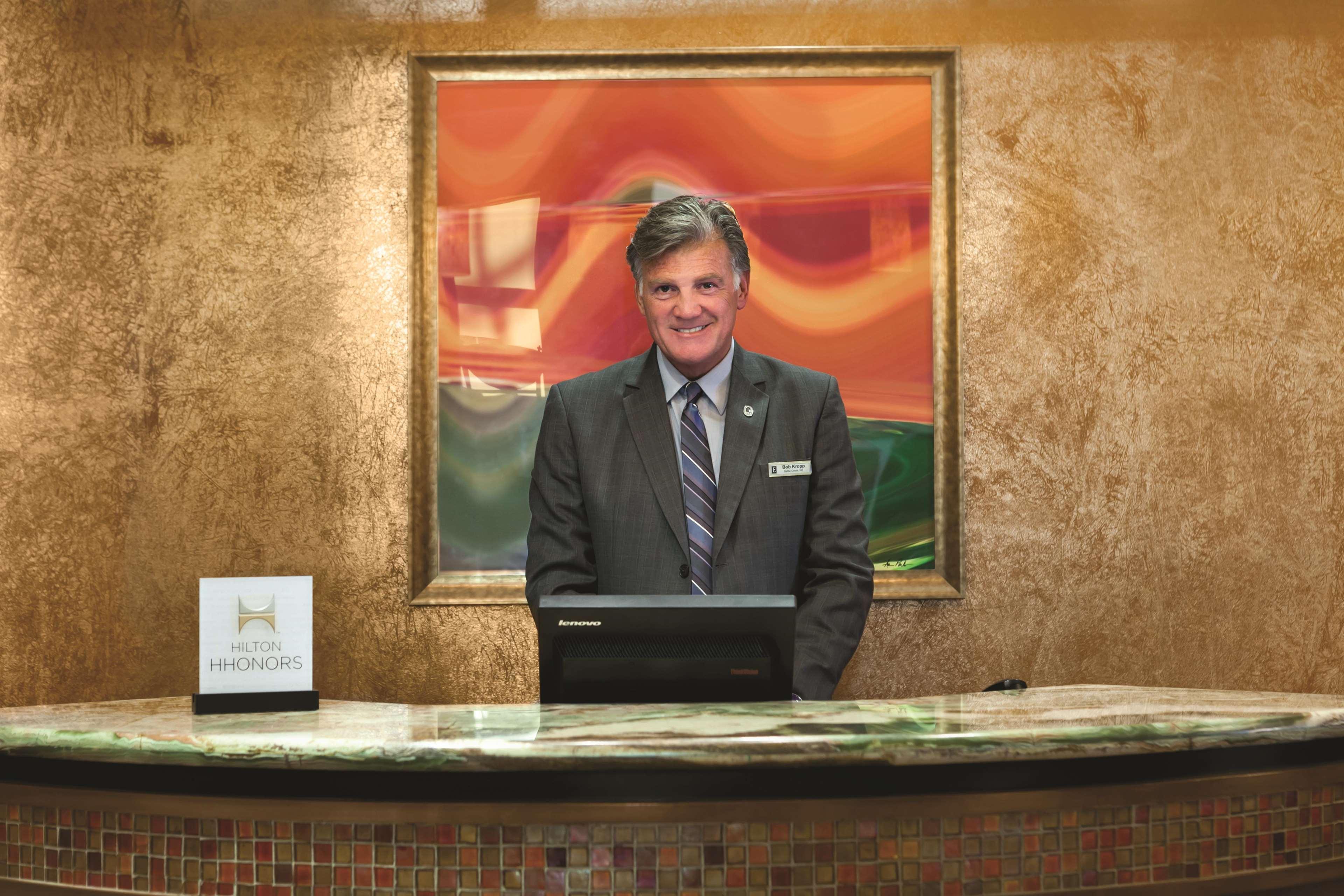 Embassy Suites Omaha- La Vista/ Hotel & Conference Center Interior photo